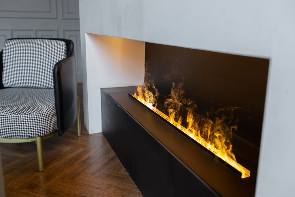 Camino Elettrico: Il Calore e l’Atmosfera Senza Fumi e Rifiuti